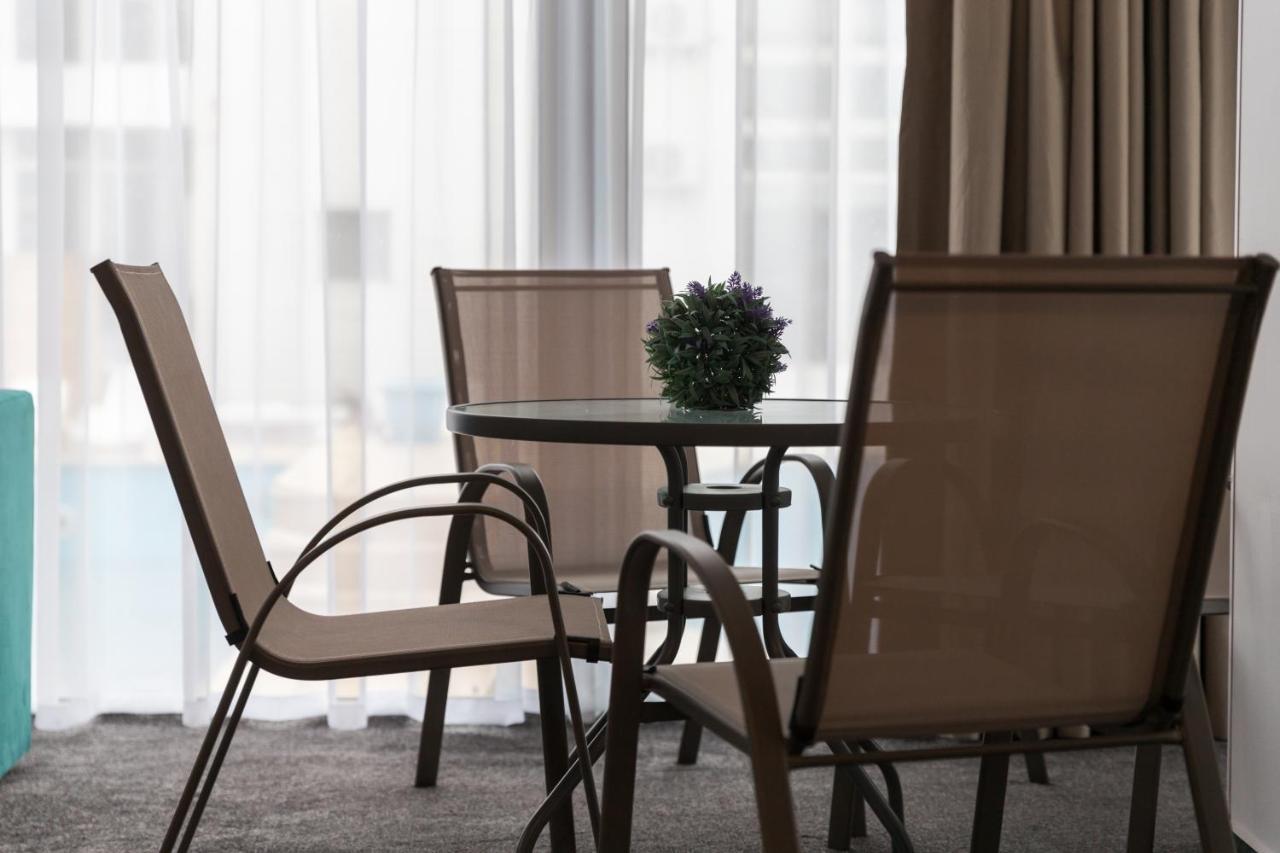 Avenue Palm On The Beach - Avenue Hotels เอโฟริเอนอร์ด ภายนอก รูปภาพ