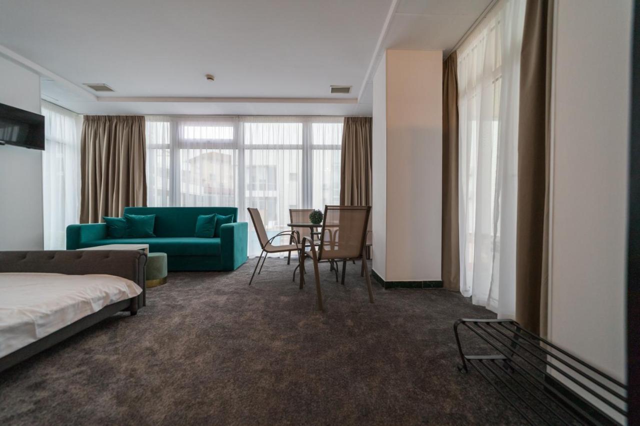 Avenue Palm On The Beach - Avenue Hotels เอโฟริเอนอร์ด ภายนอก รูปภาพ